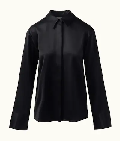 Svart sidenskjorta från Wakakuu Icons.