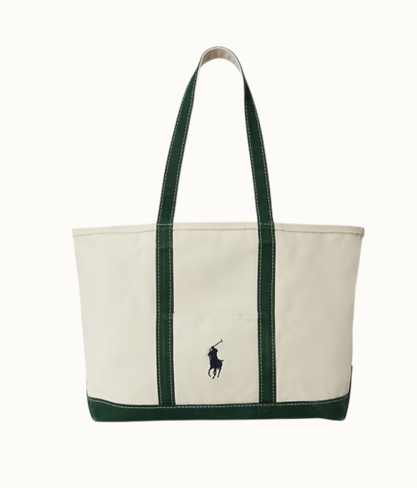 Canvasväska från Polo Ralph Lauren i beige och grönt med det klassiska Ralph Lauren-märket i form av en polospelare på häst på.